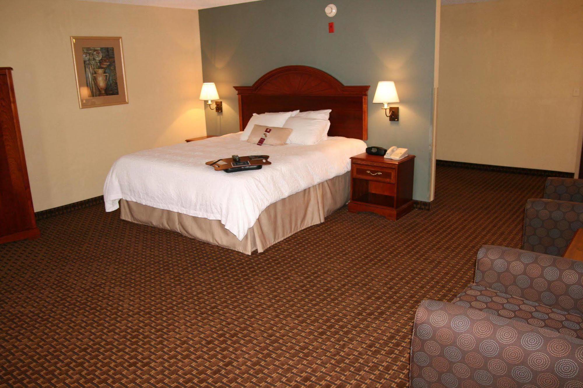 Hampton Inn Cincinnati Airport-North Hebron Quarto foto