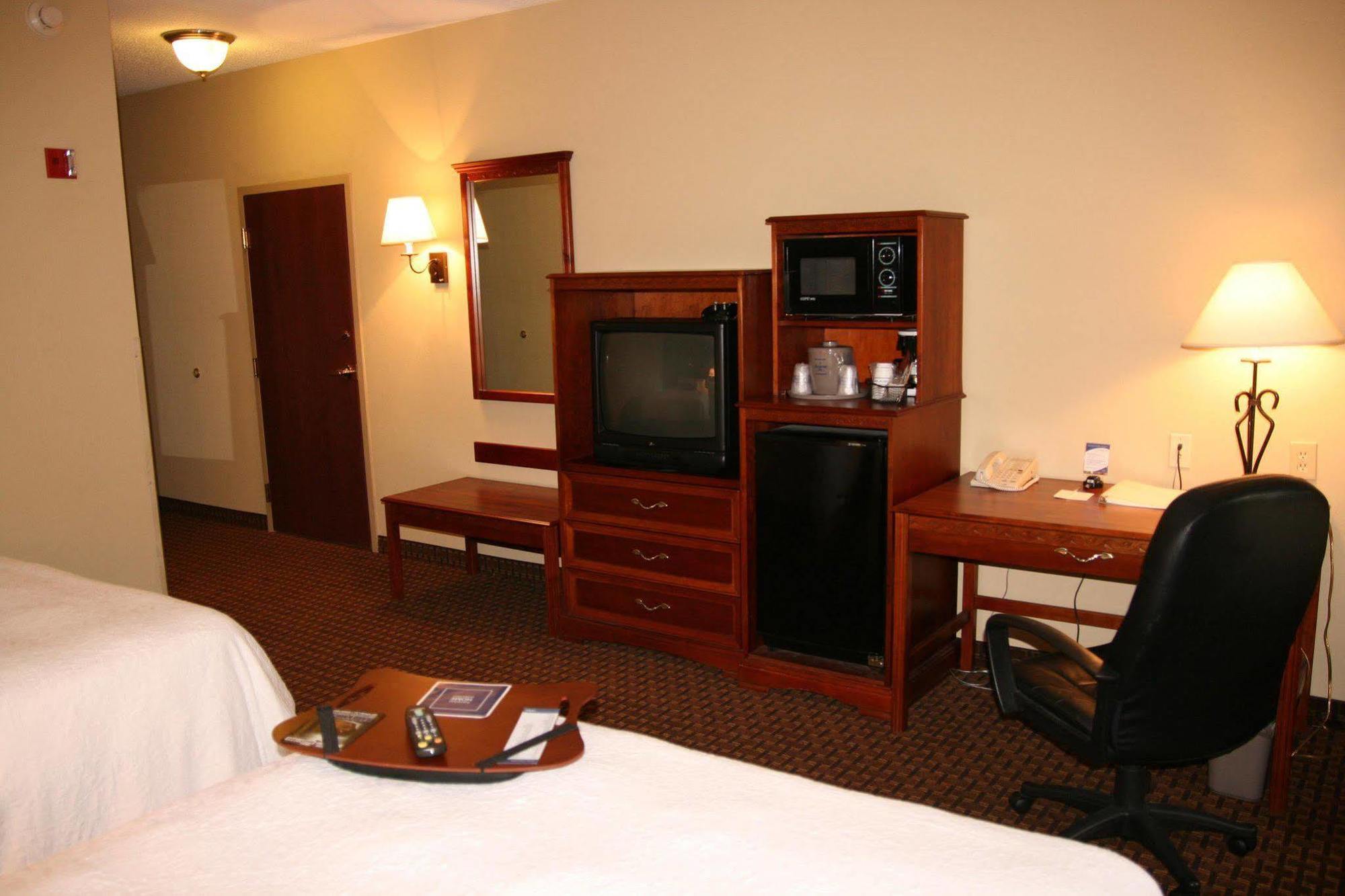 Hampton Inn Cincinnati Airport-North Hebron Quarto foto